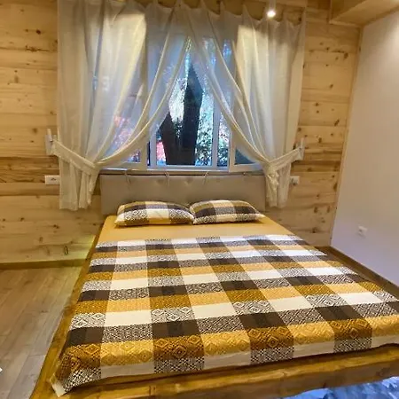 Luxury Beachfront וילה גולם
